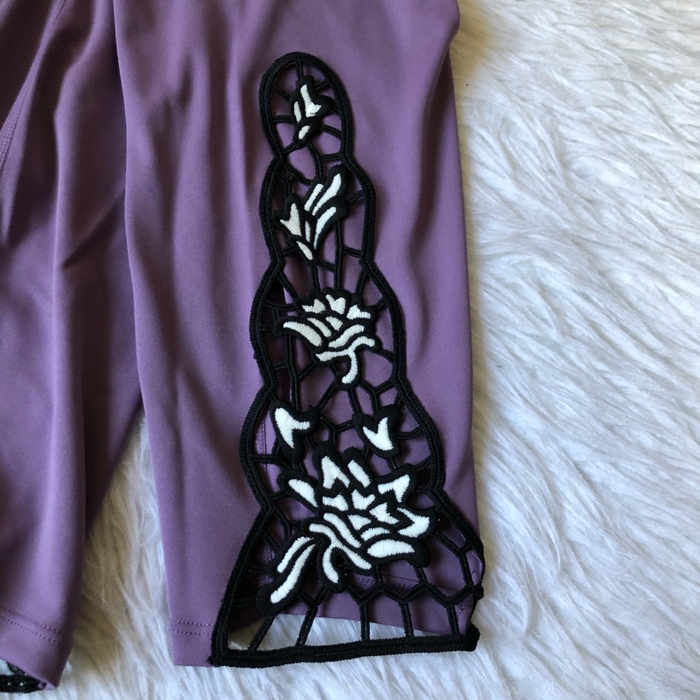 Nanette Lepore purple high rise leggings, size 1X - Picture 9 of 10